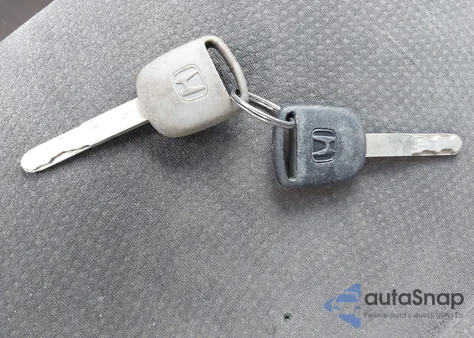 2009 Honda Accord 2.4 Ex from USA, damaged, VIN 1HGCP26729A010661